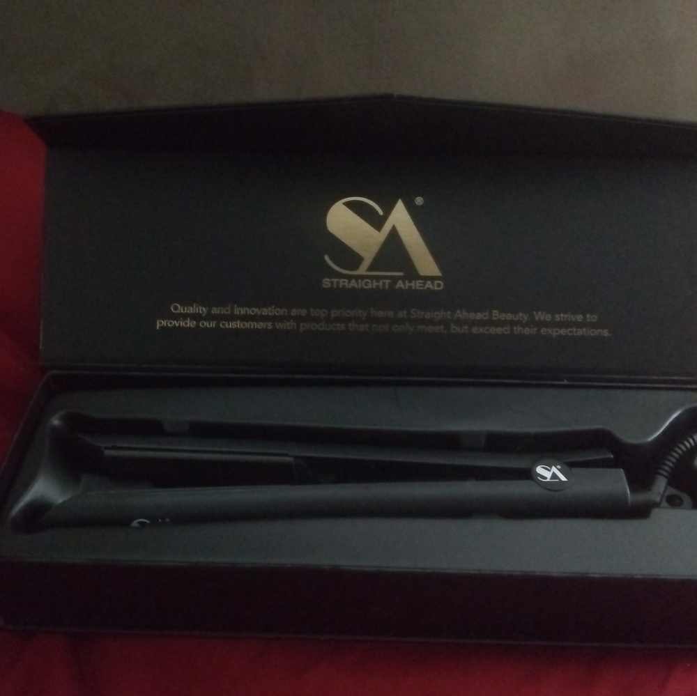 Straight ahead Bionic Pro Ceramic Iron